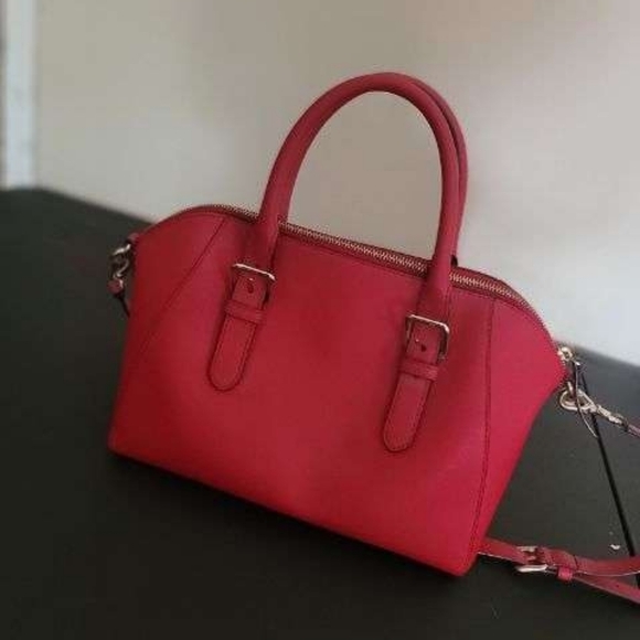Red Kate spade used but like new handbag - Picture 4 of 7